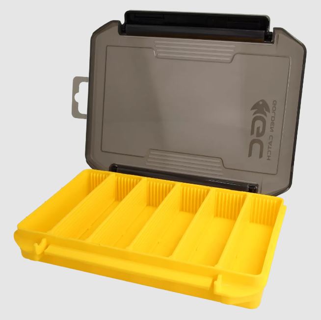 Scatola-tackle-box-golden-catch-lure-case-double-lock-lc-2015-yellow-open-lurefishing-planet-negozio-pesca-online-fishing-shop-pescare.