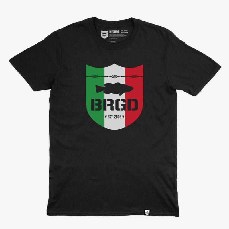 Abbigliamento-t-shirt-maglia-manica-corta-bass-brigade-italian-shield-tee-black-lurefishing-planet.