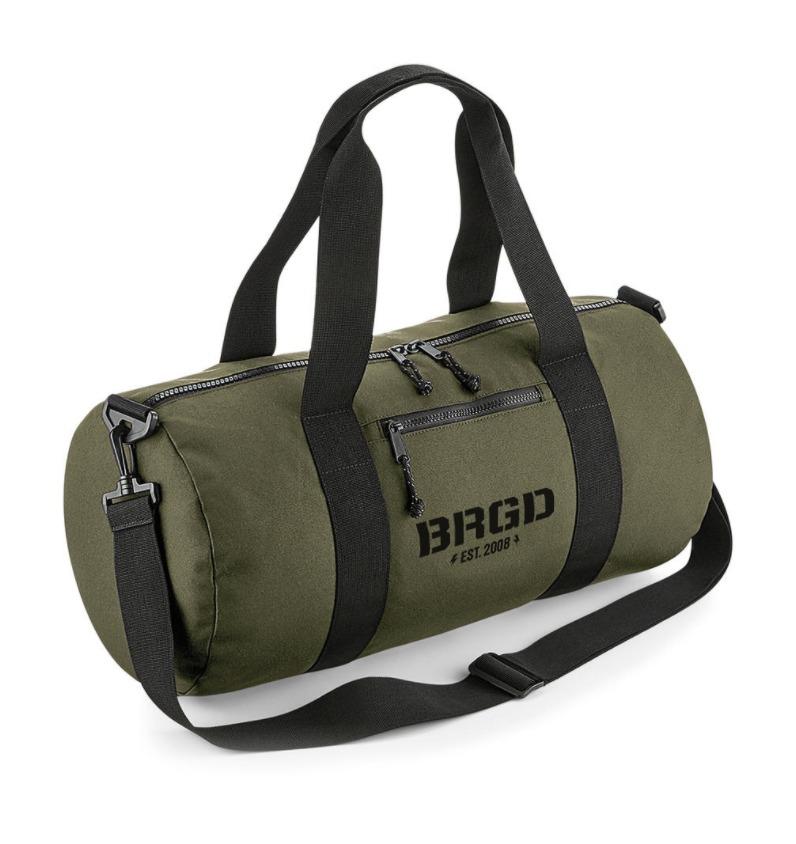 Borsa-tracolla-bag-soft-abbigliamento-bass-brigade-the-water-is-my-stadium-military-bag-green-lurefishing-planet.